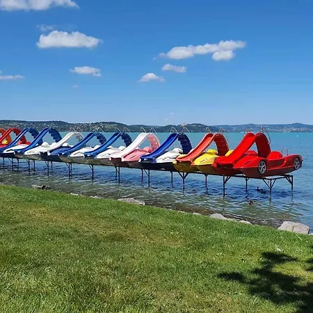 In - Balaton 20318 Zamárdi