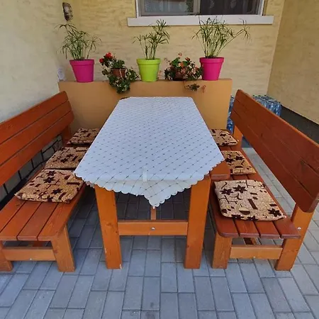 In - Balaton 20318 *