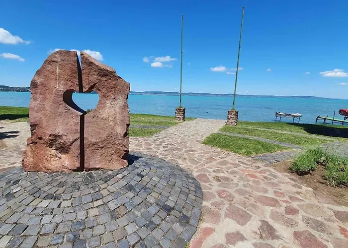 In - Balaton 20318 *